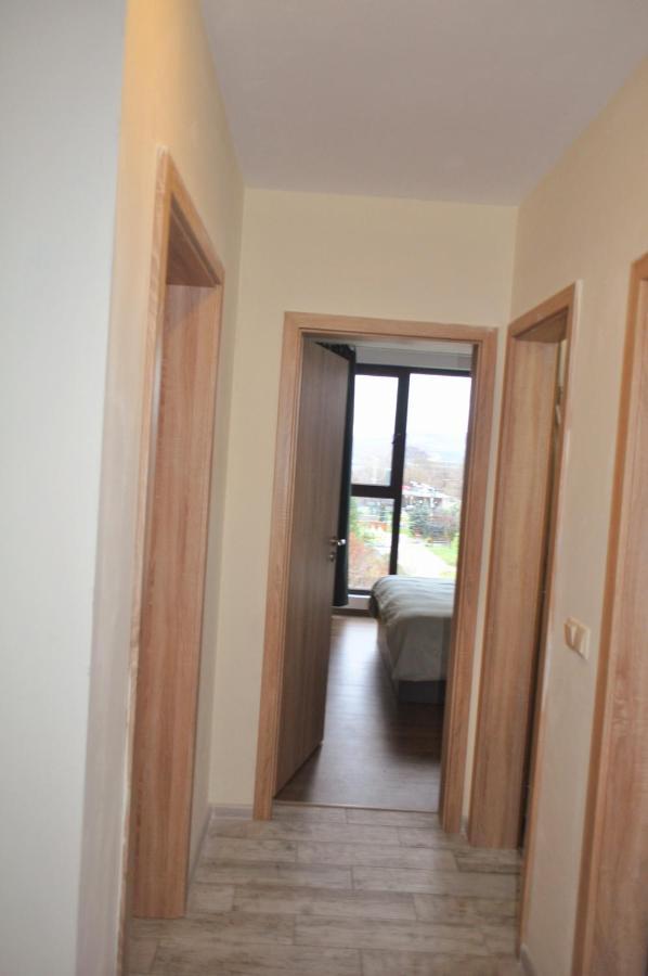 בלאגובגראד New Apartment At A Great Location מראה חיצוני תמונה